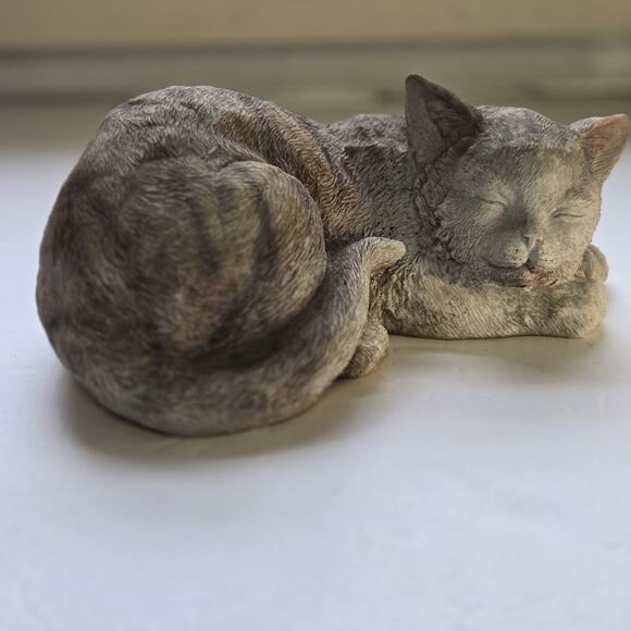 Sleeping Cat Resin Gray and Brown Coloring Very Lightweight Home/Porch Decor - Picture 1 of 8